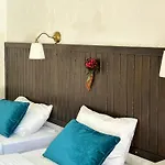Hotel Albatross