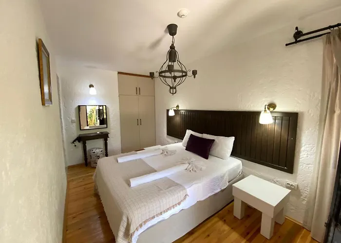 Hotel Albatross *