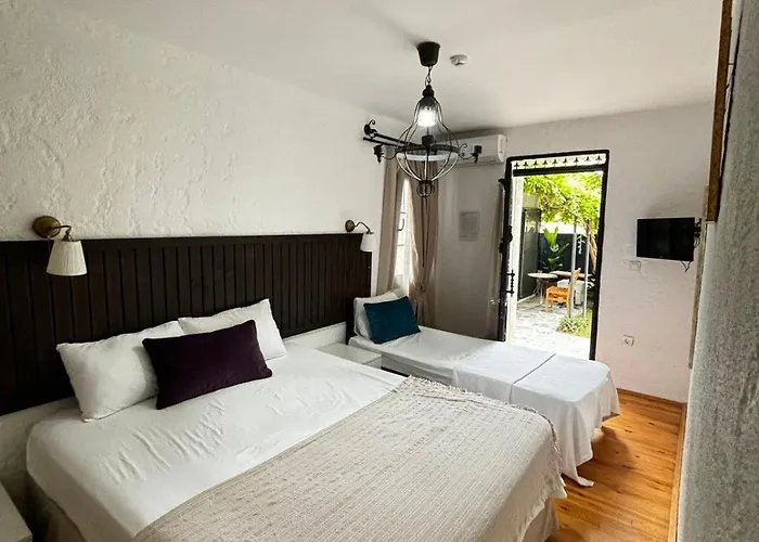 Hotel Albatross *